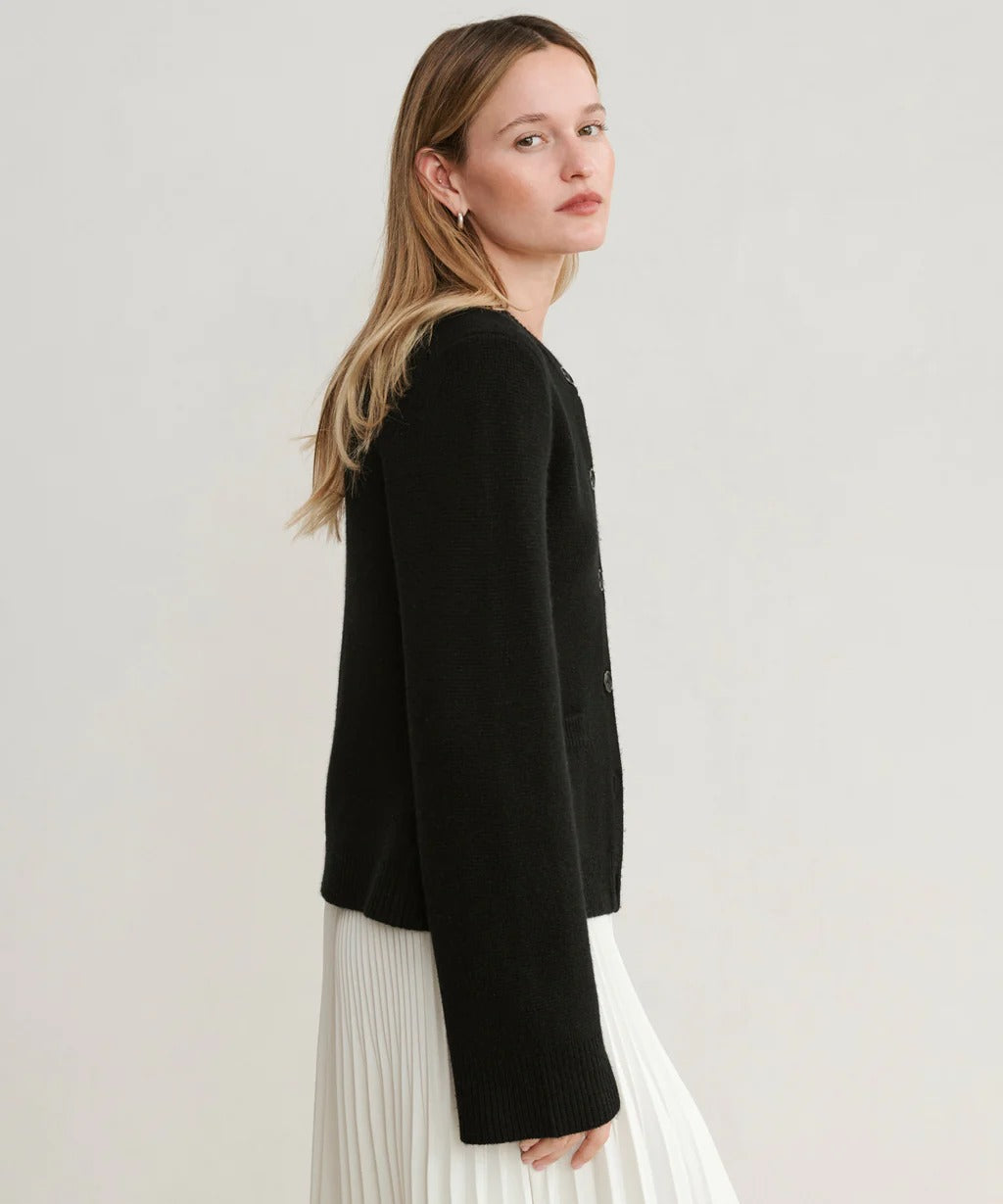 Scott™ Tabitha – flattering versatile cardigan