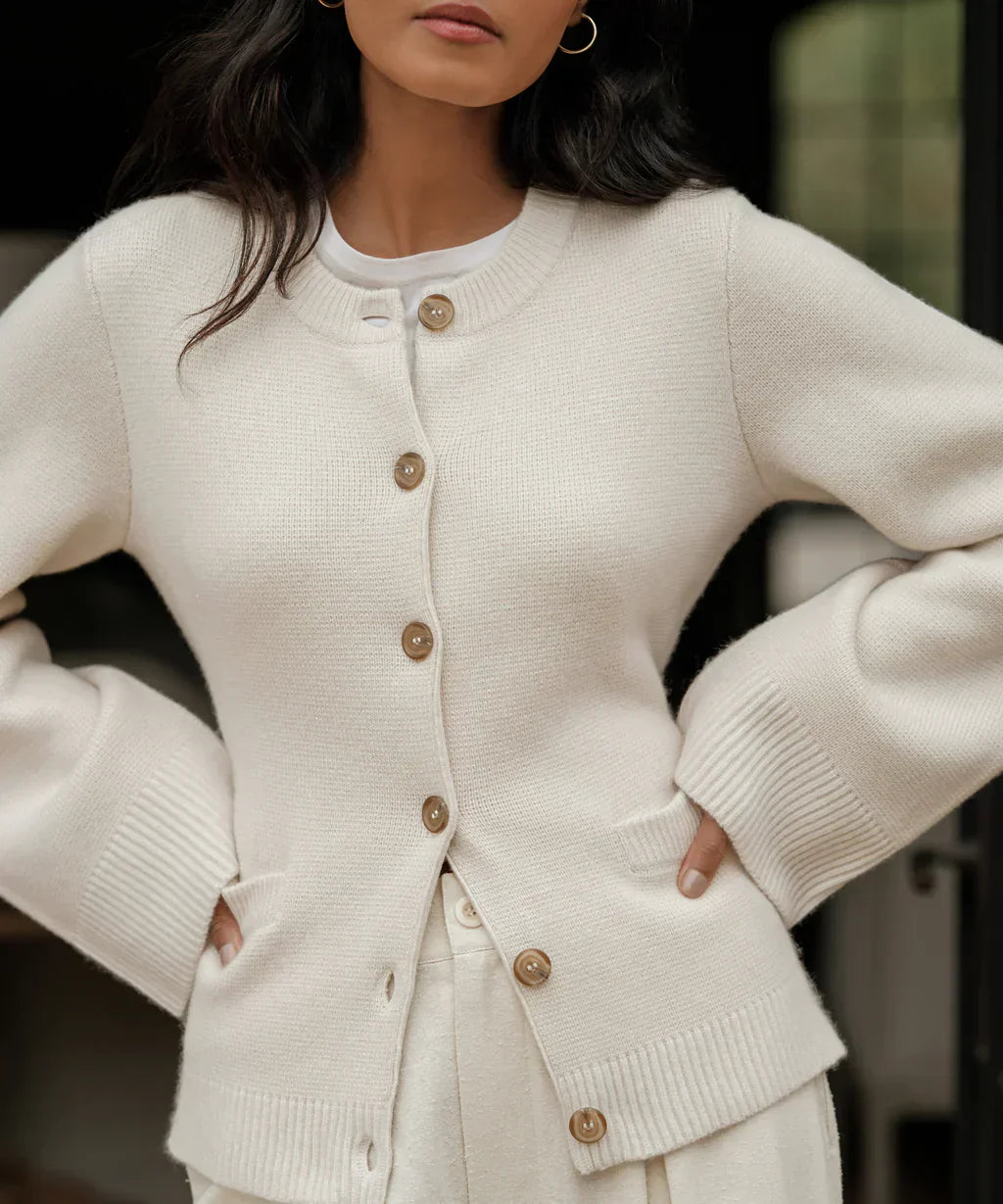 Scott™ Tabitha – flattering versatile cardigan