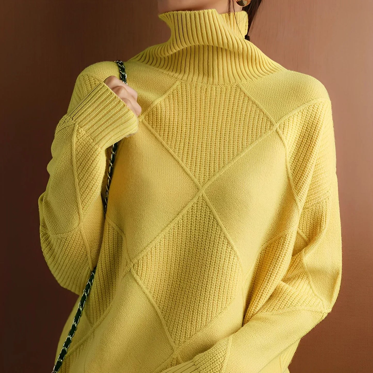 Scott™ Jayla - ultra-soft turtleneck