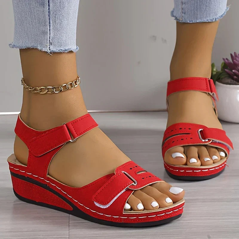 Scott™ | Hallie Orthopedic Sandals